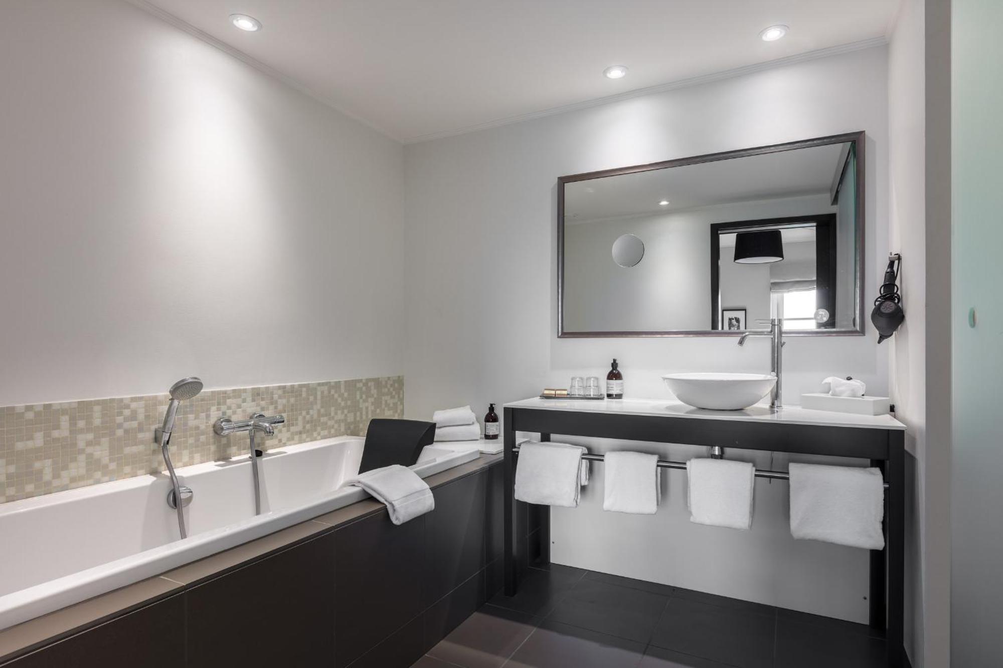 Thon Partner Hotel Soro Ngoại thất bức ảnh